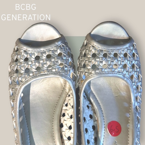 BCBGenervation Tylar Silver Woven Open Toe Wedge Heel - Size 6.5 - Picture 11 of 16
